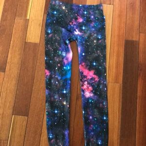 - Worn once leggings